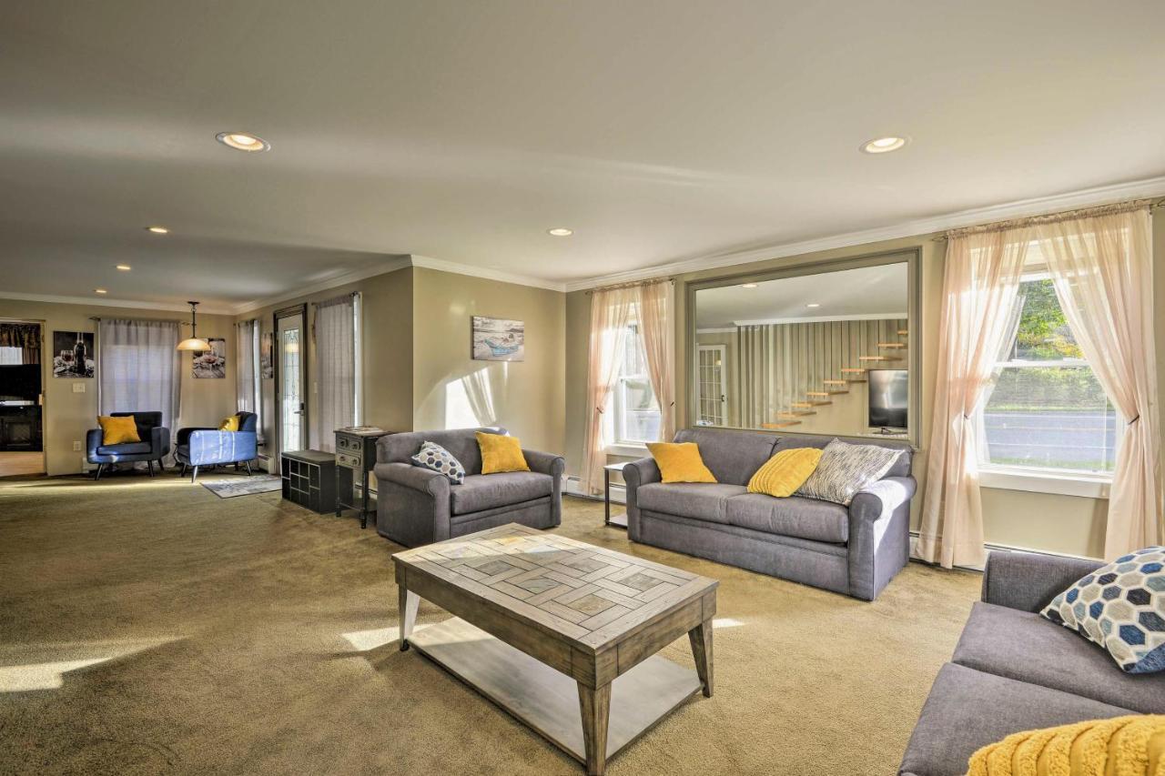 Spacious Home By Finger Lakes And Watkins Glen! Burdett Exteriör bild